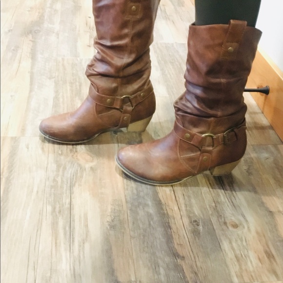 Dress boots - Picture 3 of 4